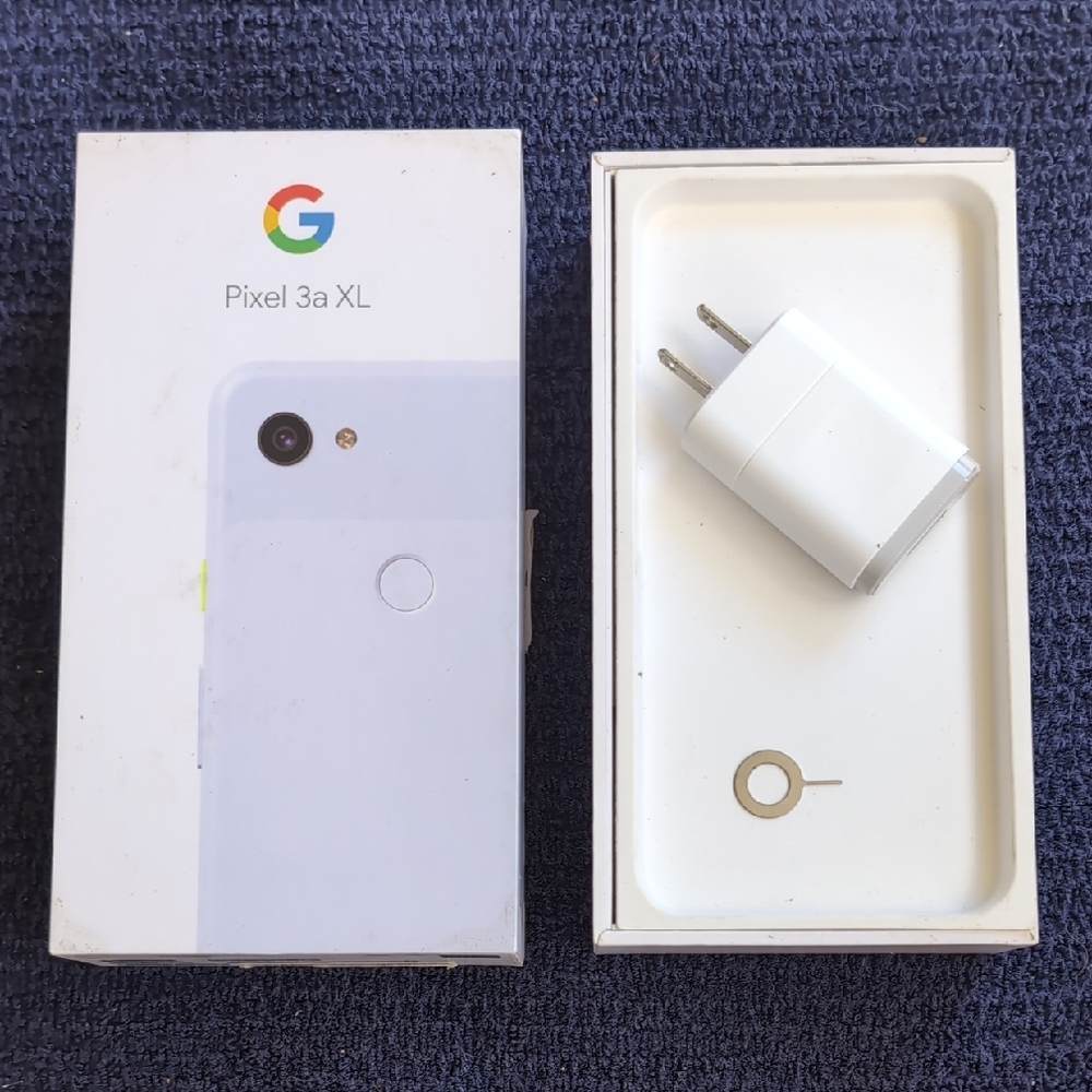 Phone Key, & Power Adapter Accessories in Pixel 3a XL box